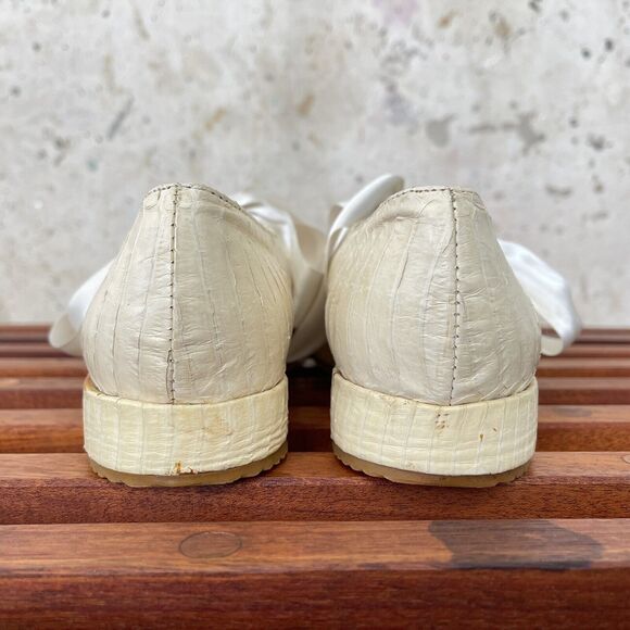 Vintage 80’s Cream Python Skin Shoes w/ Silk Ribbon Laces, Size 7 - Picture 3 of 6
